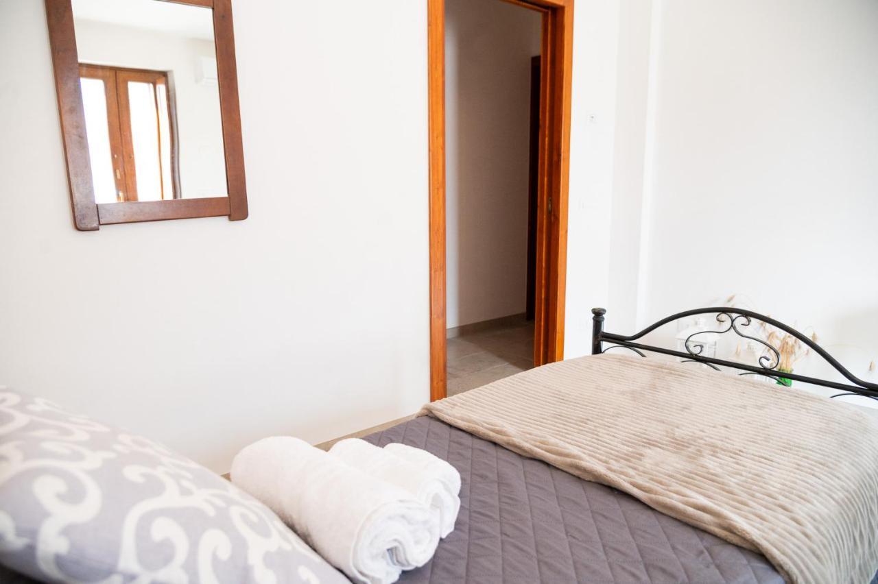 B&B Pietra Rosa Αλμπερομπέλο Εξωτερικό φωτογραφία